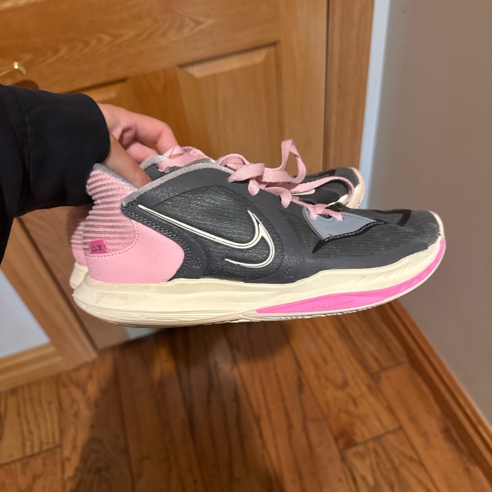 Kyrie 5 lows